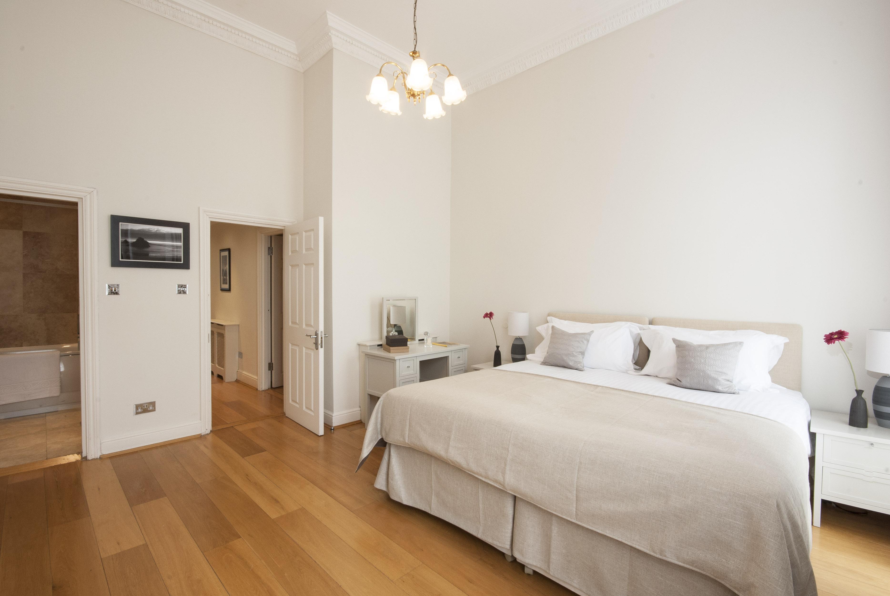 Queensgate Court Лондон Экстерьер фото